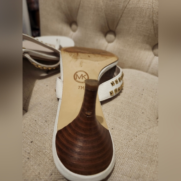 MICHAEL Michael Kors Alexi Mid Heel Studded Thong Sandal - Picture 6 of 6